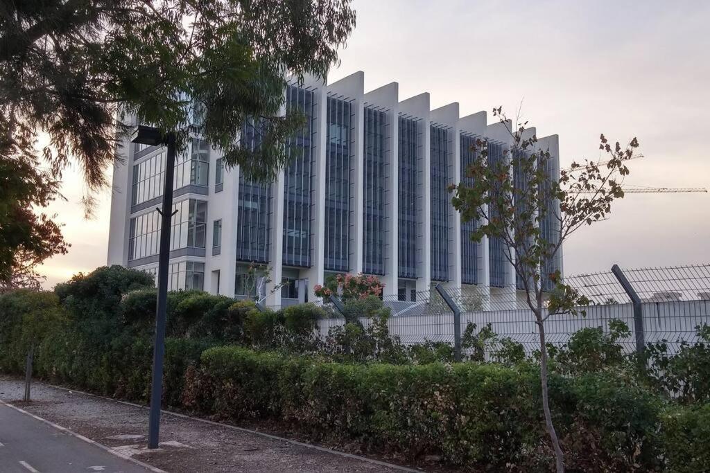 Studio In Herzliya, Near Idc & Park المظهر الخارجي الصورة
